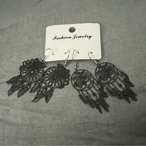 New 2 pair black earrings